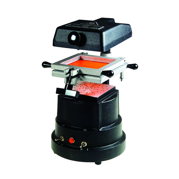 MAQUINA TERMOPLAST. THE MACHINE
